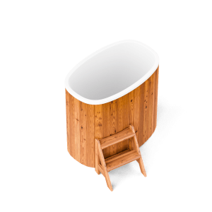 Bain nordique individuel Standart 79 Cold Tub en composite stratifié blanc avec habillage bois thermo-traité.